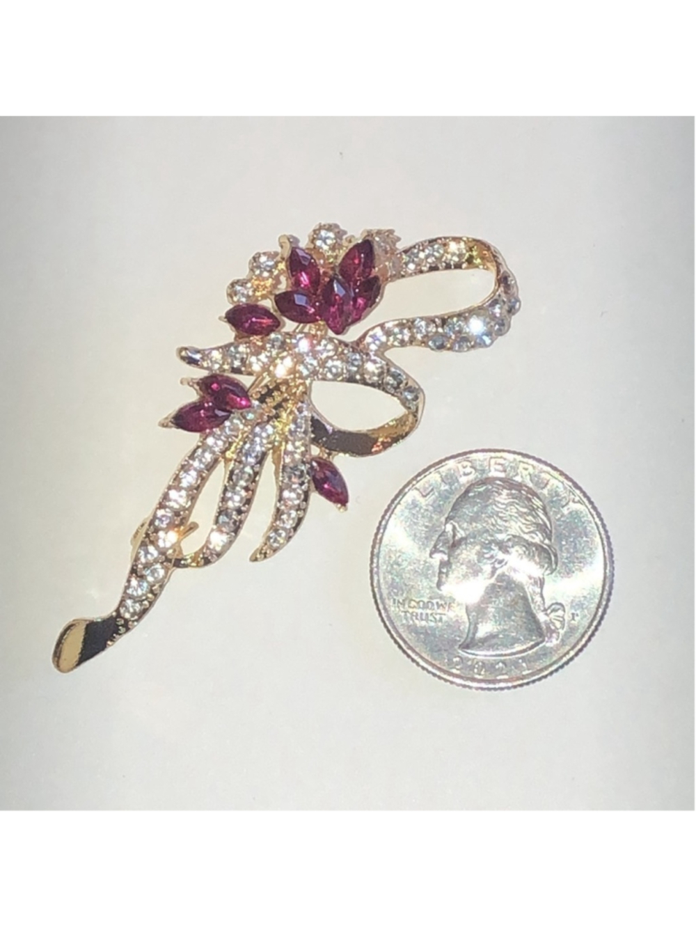 Elegant Gold Tone and Pink Rhinestone Floral Brooch - Picture 3 of 5